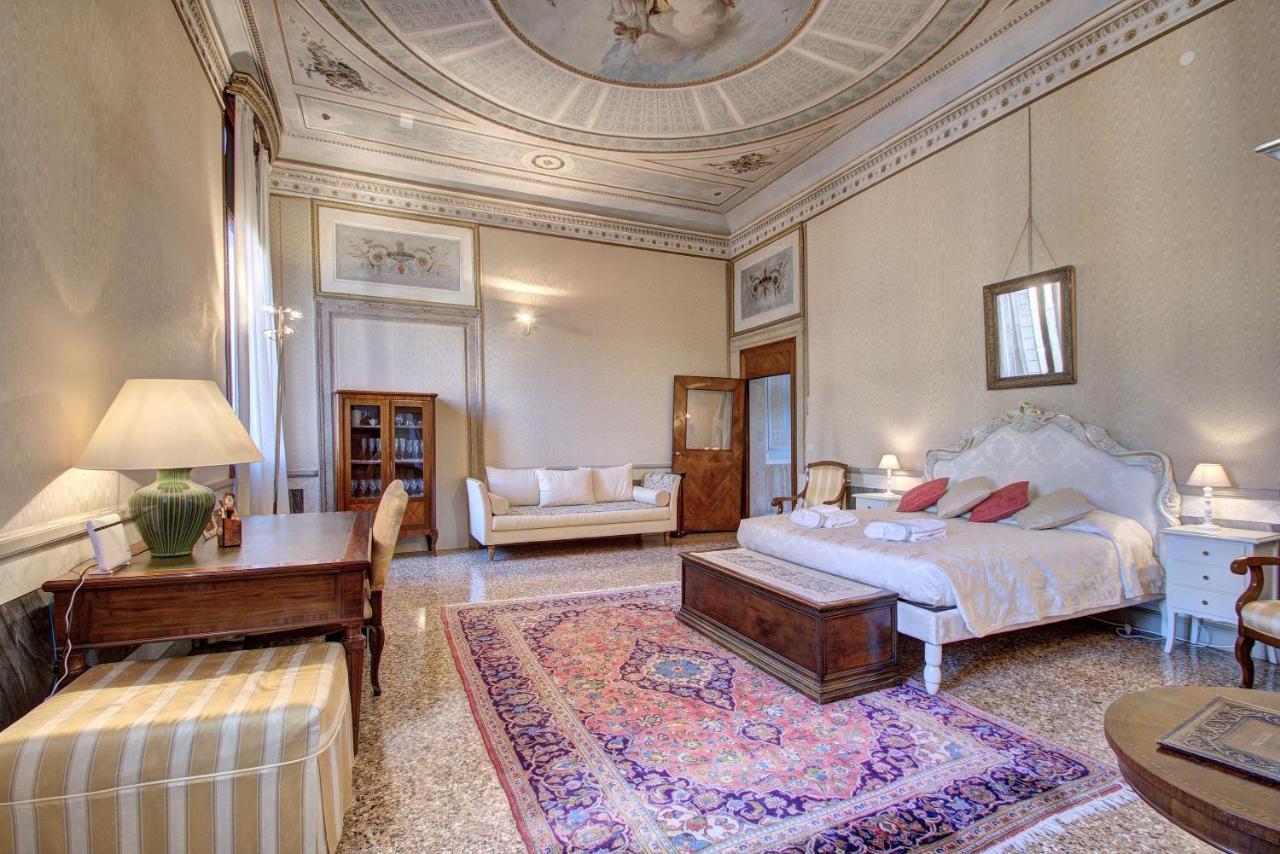 Doge Stair, Gorgeous - Bbc Venice Grand 2024 Tour Recorded Here! Εξωτερικό φωτογραφία