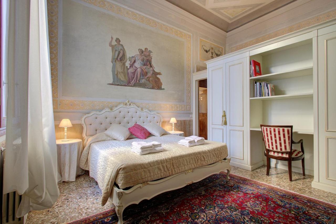 Doge Stair, Gorgeous - Bbc Venice Grand 2024 Tour Recorded Here! Εξωτερικό φωτογραφία