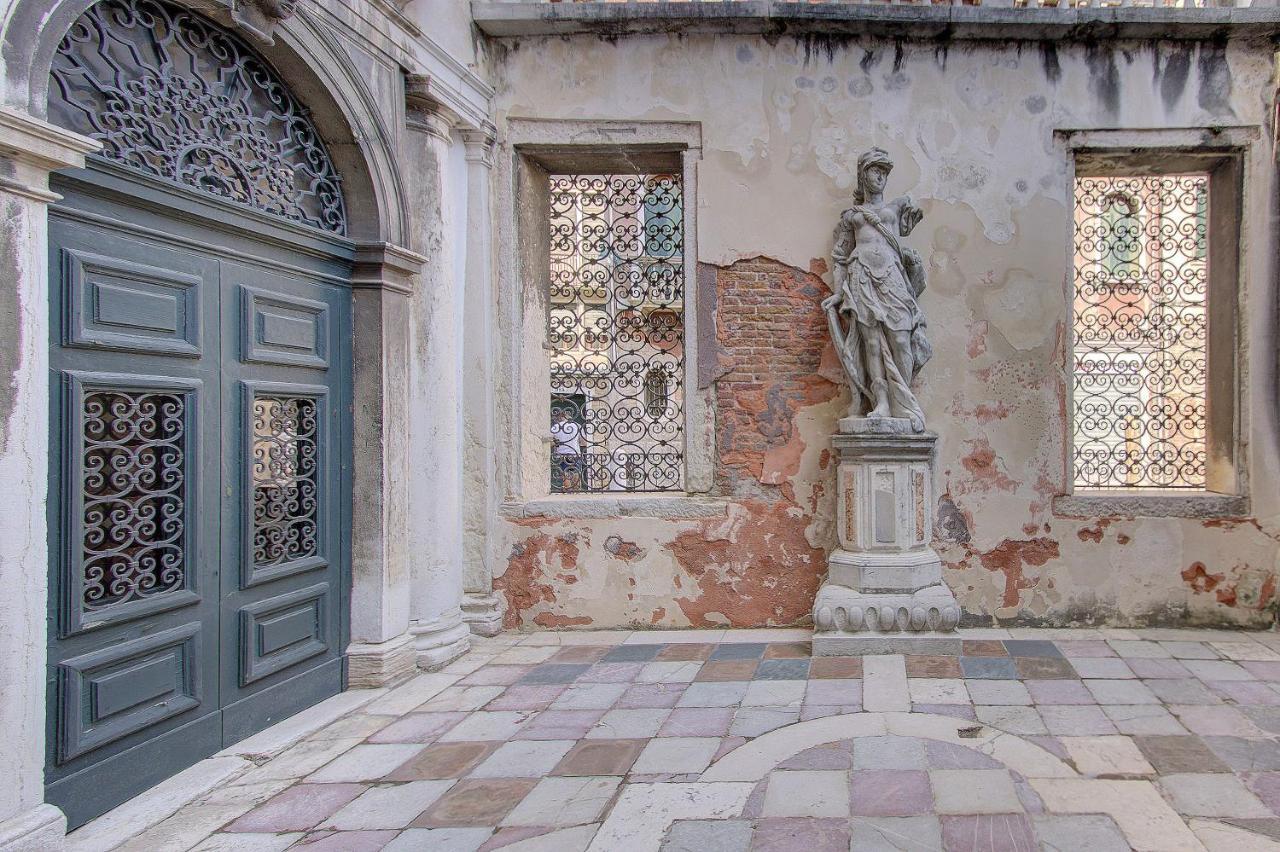 Doge Stair, Gorgeous - Bbc Venice Grand 2024 Tour Recorded Here! Εξωτερικό φωτογραφία